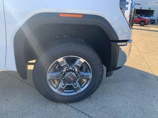 2026 GMC Sierra 2500 SLE