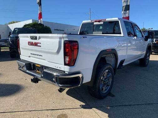 2026 GMC Sierra 2500 SLE