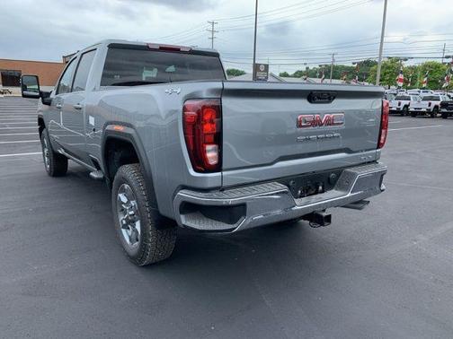 2025 GMC Sierra 2500 SLE