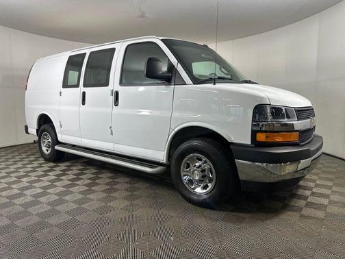Summit White 2024 Chevrolet Express 2500 Work Van