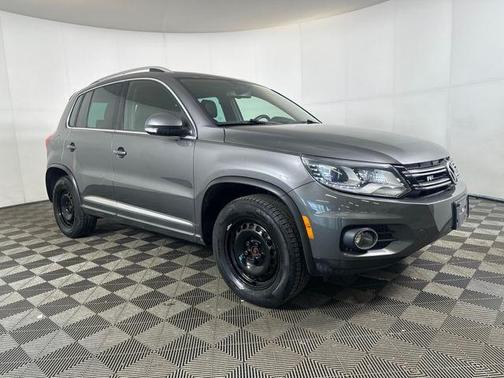 2014 Volkswagen Tiguan 4MOTION Auto R-Line