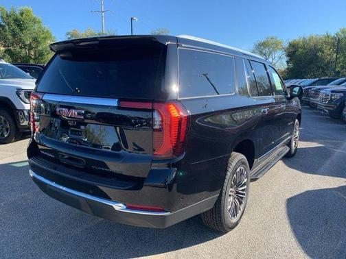 2026 GMC Yukon XL 4WD Elevation