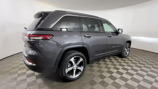 Baltic Gray Metallic Clearcoat 2023 Jeep Grand Cherokee 4xe Base