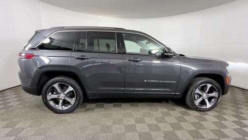 Baltic Gray Metallic Clearcoat 2023 Jeep Grand Cherokee 4xe Base