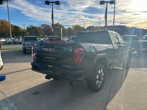 2025 GMC Sierra 2500 Denali