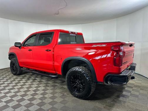 2025 Chevrolet Silverado 1500 ZR2