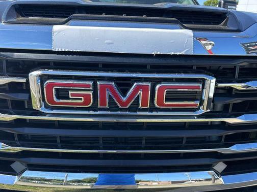 2026 GMC Sierra 2500 SLE