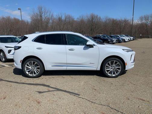 Iridescent White Tricoat 2026 Buick Envision Avenir AWD