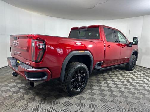 2024 GMC Sierra 2500 AT4