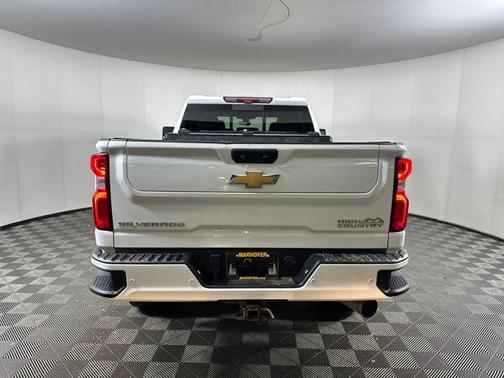 2022 Chevrolet Silverado 2500 High Country