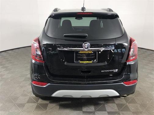 Photo 3 of 25 of 2019 Buick Encore Preferred