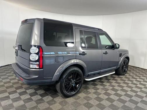 2016 Land Rover LR4 Base