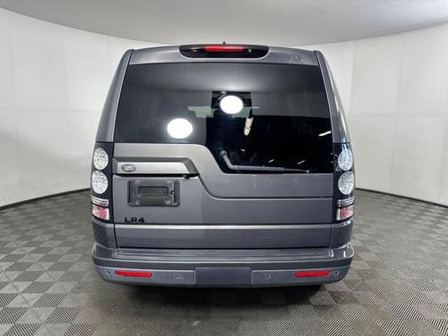 2016 Land Rover LR4 Base
