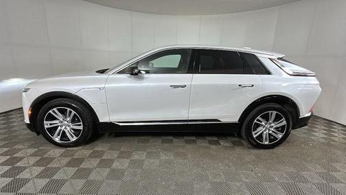 Crystal White Tricoat 2024 Cadillac LYRIQ Tech