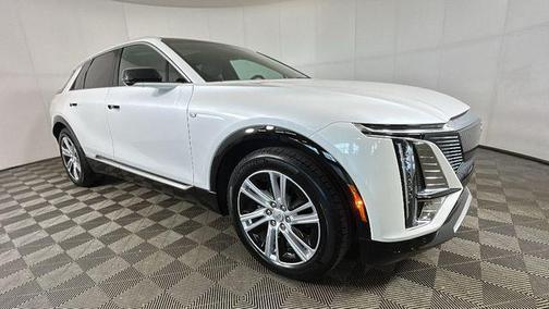 Crystal White Tricoat 2024 Cadillac LYRIQ Tech