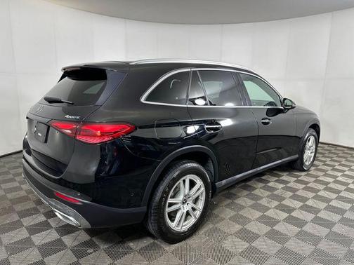 2023 Mercedes-Benz GLC 300 4MATIC