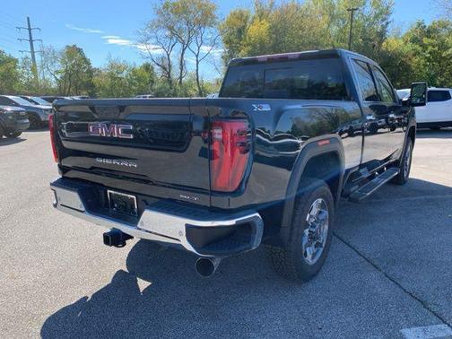 2025 GMC Sierra 2500 SLT