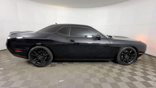 Pitch Black Clearcoat 2018 Dodge Challenger R/T 392
