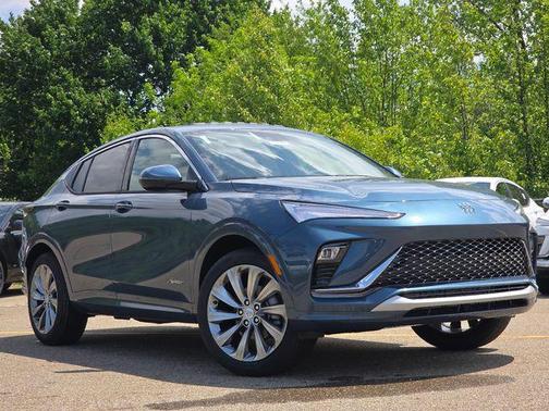 Ocean Blue Metallic 2026 Buick Envista Avenir FWD