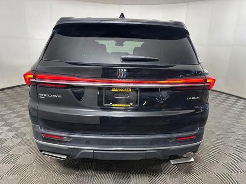 2025 Buick Enclave Preferred FWD