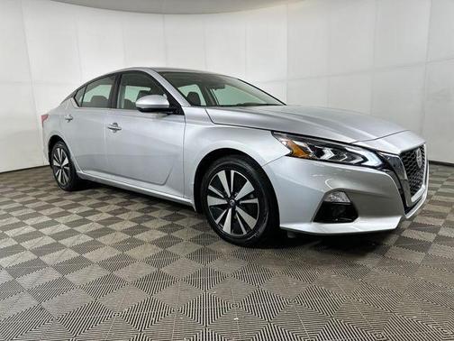 2022 Nissan Altima 2.5 SL