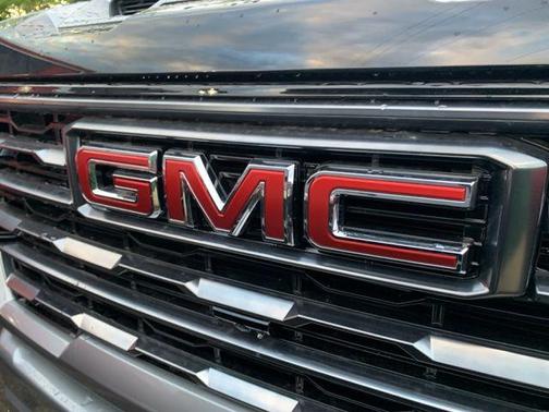 2025 GMC Sierra 2500 AT4