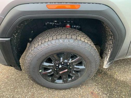 2025 GMC Sierra 2500 AT4
