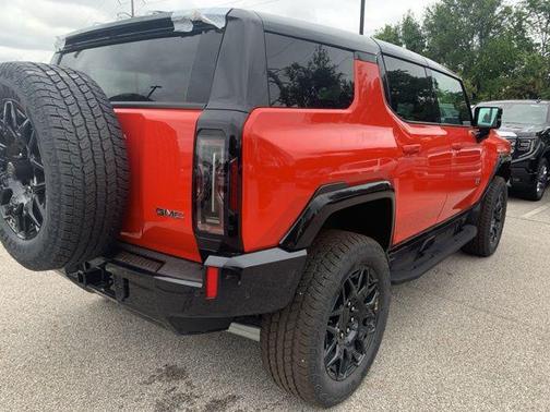 2026 GMC HUMMER EV SUV 2X