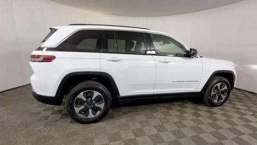 Bright White Clearcoat 2022 Jeep Grand Cherokee 4xe Base