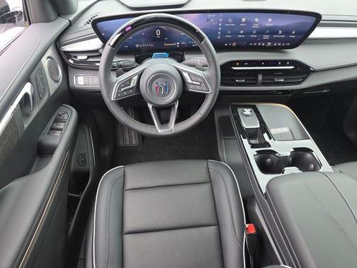 Iridescent White Tricoat 2026 Buick Enclave Avenir FWD