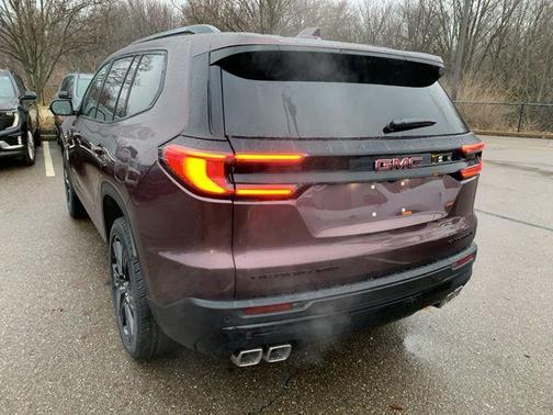 2026 GMC Acadia Elevation AWD