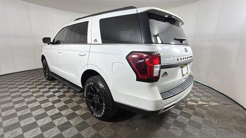 Star White Metallic Tri-Coat 2024 Ford Expedition Timberline