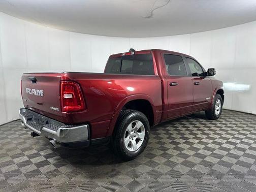 Delmonico Red Pearlcoat 2025 RAM 1500 Big Horn/Lone Star