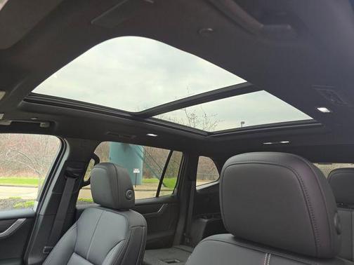 2026 GMC Acadia Elevation AWD