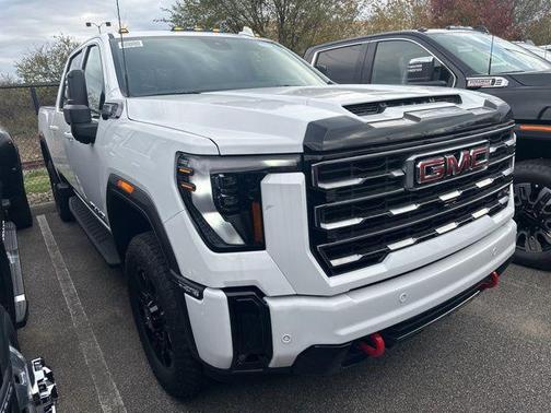 2026 GMC Sierra 2500 AT4