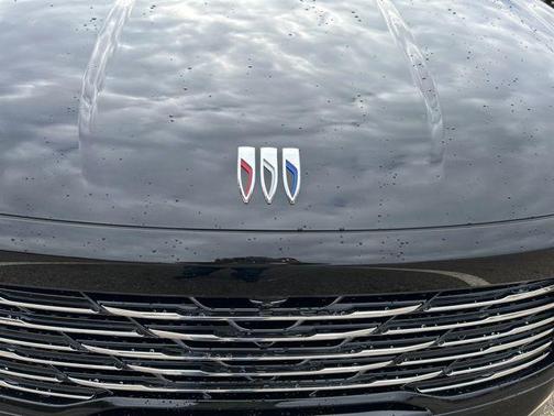 Ebony Twilight Metallic 2026 Buick Enclave Preferred FWD