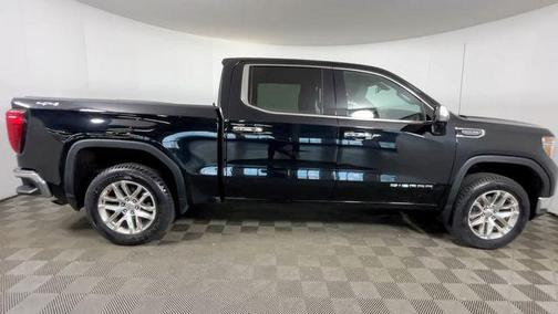 Onyx Black 2020 GMC Sierra 1500 SLT