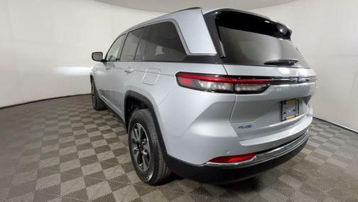 Silver Zynith 2022 Jeep Grand Cherokee 4xe Base