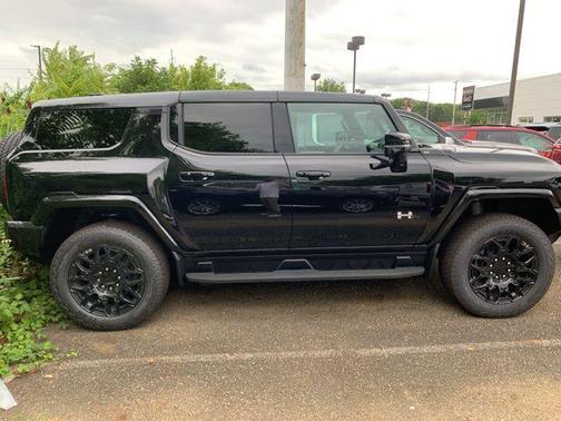 2026 GMC HUMMER EV SUV 2X