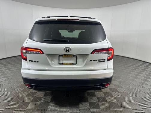 2021 Honda Pilot AWD Black Edition