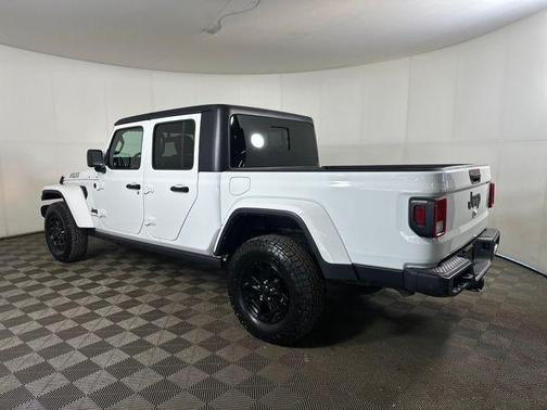 2021 Jeep Gladiator Willys 4x4