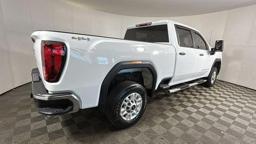 Summit White 2024 GMC Sierra 2500 Pro