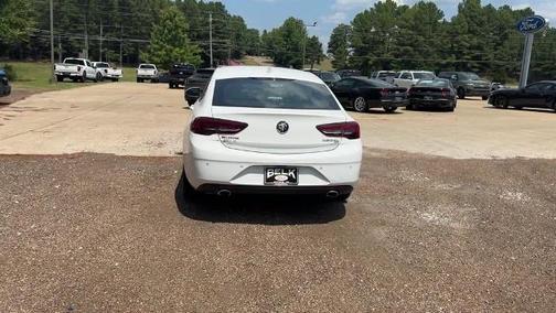 2018 Buick Regal ESSENCE