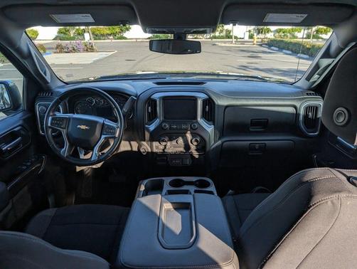 Black 2021 Chevrolet Silverado 1500 LT