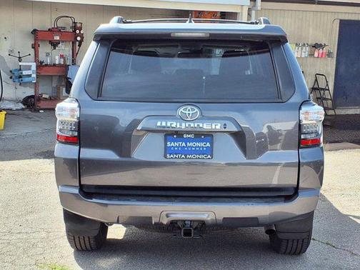 2020 Toyota 4Runner SR5