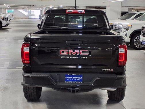 2025 GMC Canyon Base