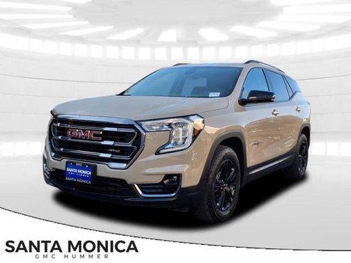 2022 GMC Terrain AWD AT4