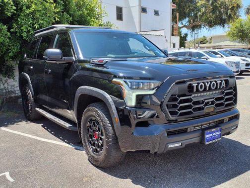 2025 Toyota Sequoia SR5