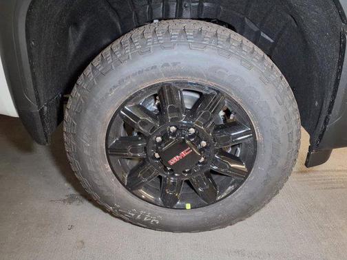 2026 GMC Sierra 2500 AT4