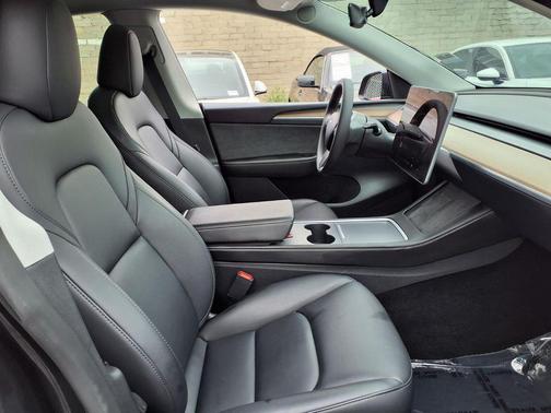 Stealth Grey 2024 Tesla Model Y Performance Dual Motor All-Wheel Drive